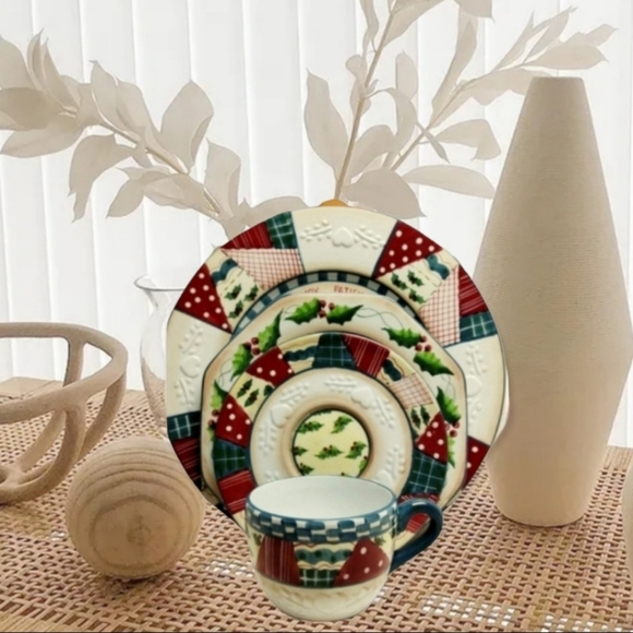 Home Interiors Heartwarming plate set - Picture 3 of 3